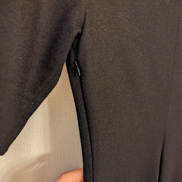 DVF - Picture 2 of 5